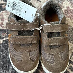 Boy's Cat & Jack Sneakers NWT Brown, White & Camel Size 11 NWT